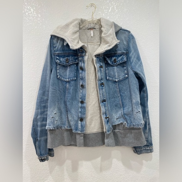 Free people Double Weave Denim Jacket in Vintage wash size L - Picture 6 of 9
